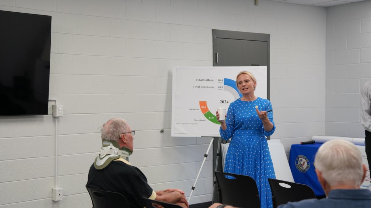 Spartz Kicks Off Fiscal Town Hall Tour in Delaware and Madison Counties
