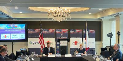 Spartz Speak at Energy Forum