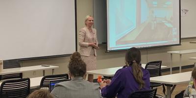 Rep. Spartz speaks to constitutional law class at Taylor University