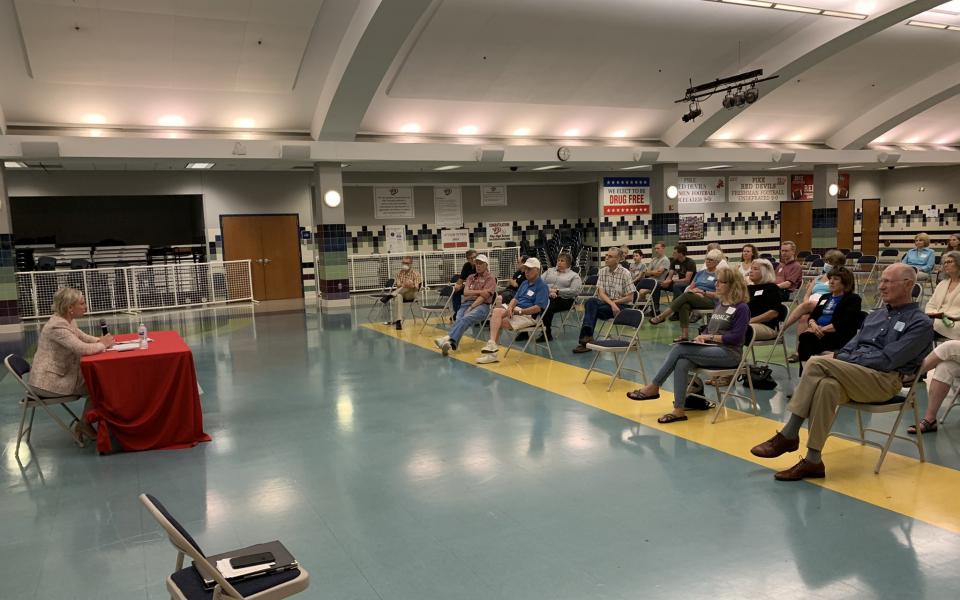 Rep. Spartz hosts listening session in Indianapolis (Pike Twp.)